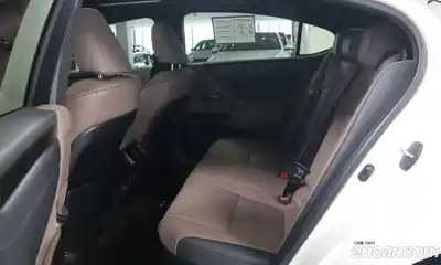 Lexus ES 2026 2.5 Вариатор в Москве № 214731, миниатюра 10