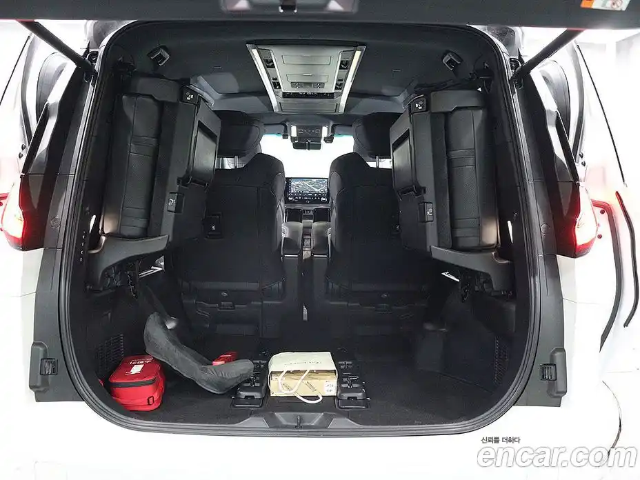 Lexus LM 2025 2.4 Автомат в Москве № 214764, фото 5