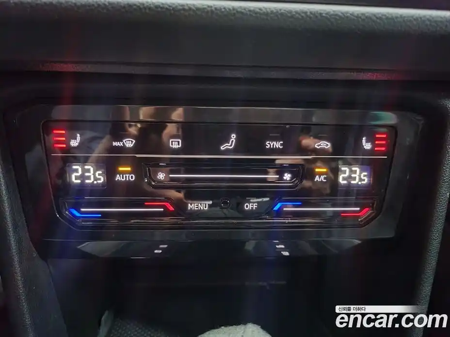 Volkswagen Tiguan 2023 2.0 Автомат в Москве № 214955, фото 17