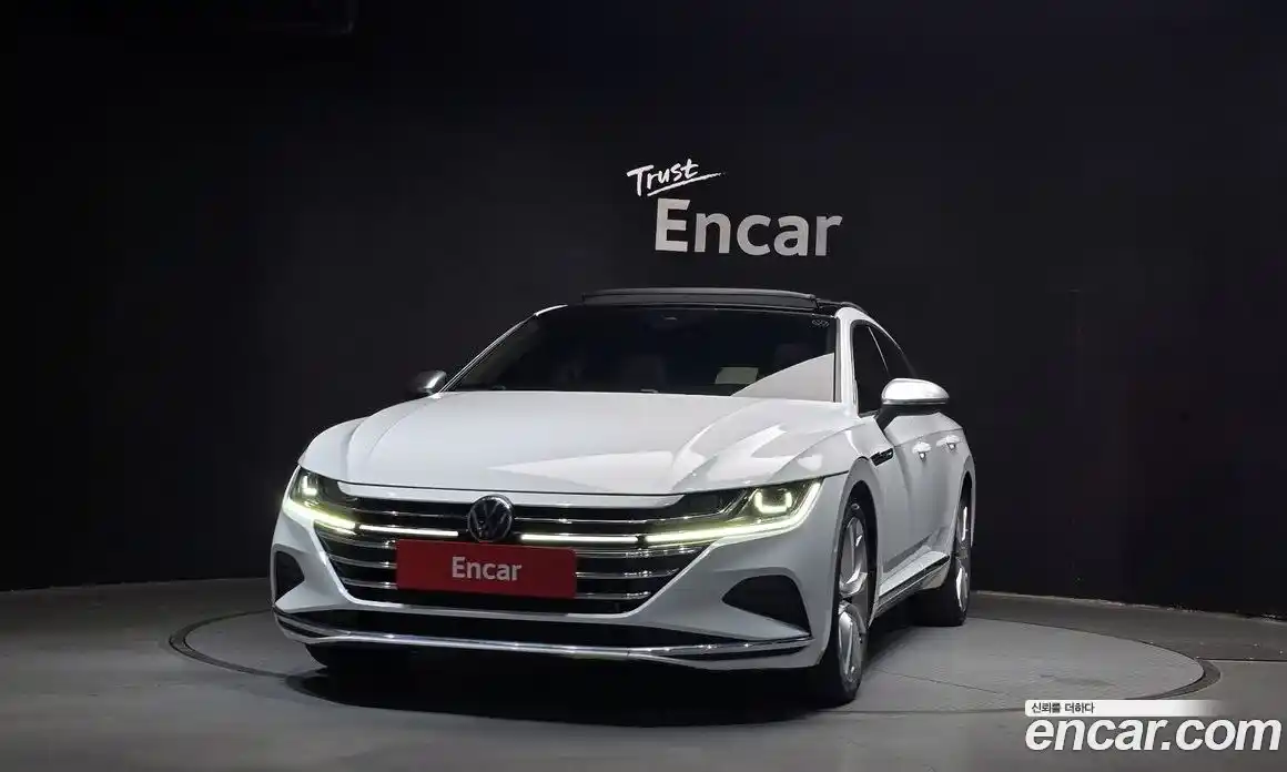 Volkswagen Arteon 2022 2.0 Автомат в Москве № 214990, фото 11