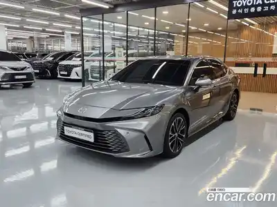 Toyota Camry, 2025
