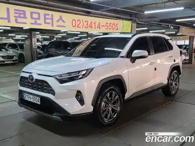 Toyota RAV4, 2024