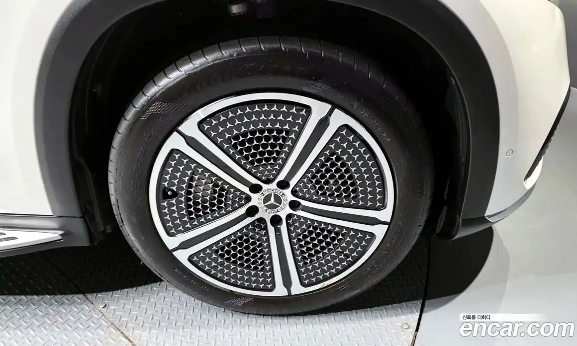 Mercedes-Benz EQS 2023 0.3 Автомат в Москве № 220706, фото 11