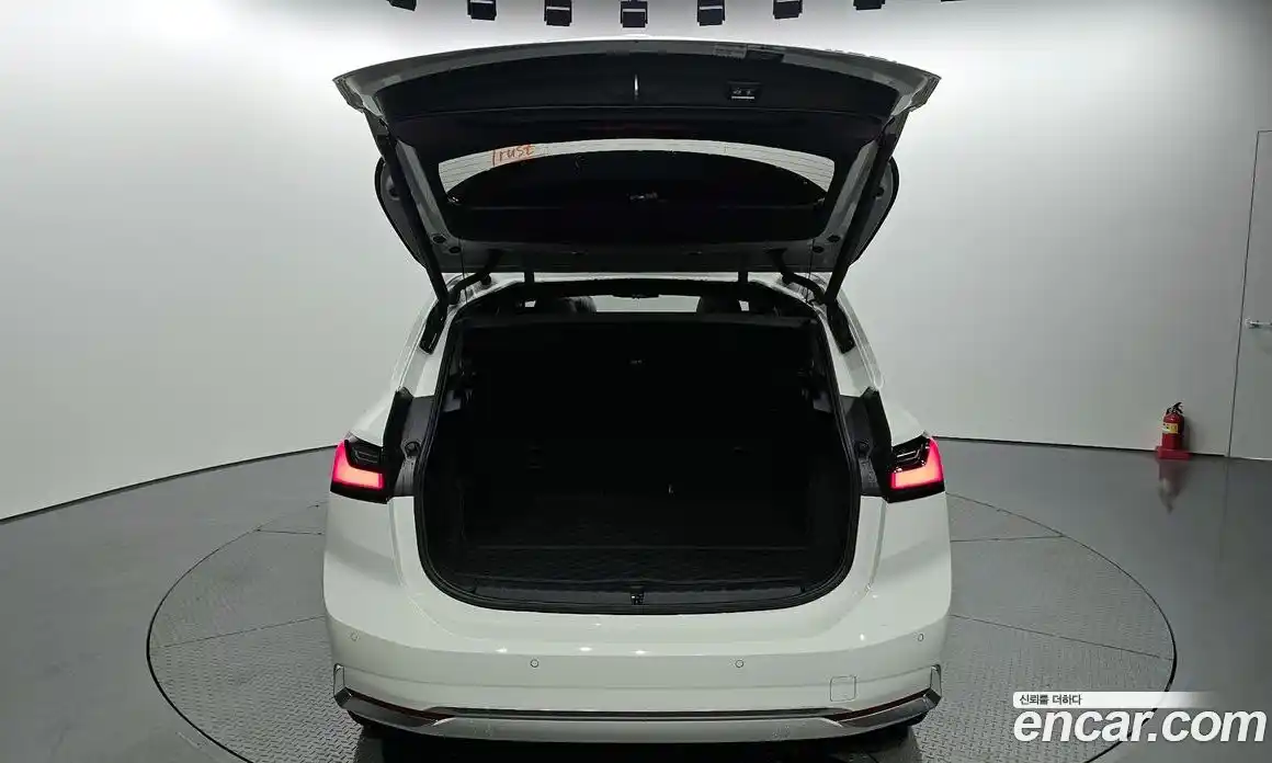 BMW 2-Series 2025 2.0 Автомат в Москве № 227706, фото 13