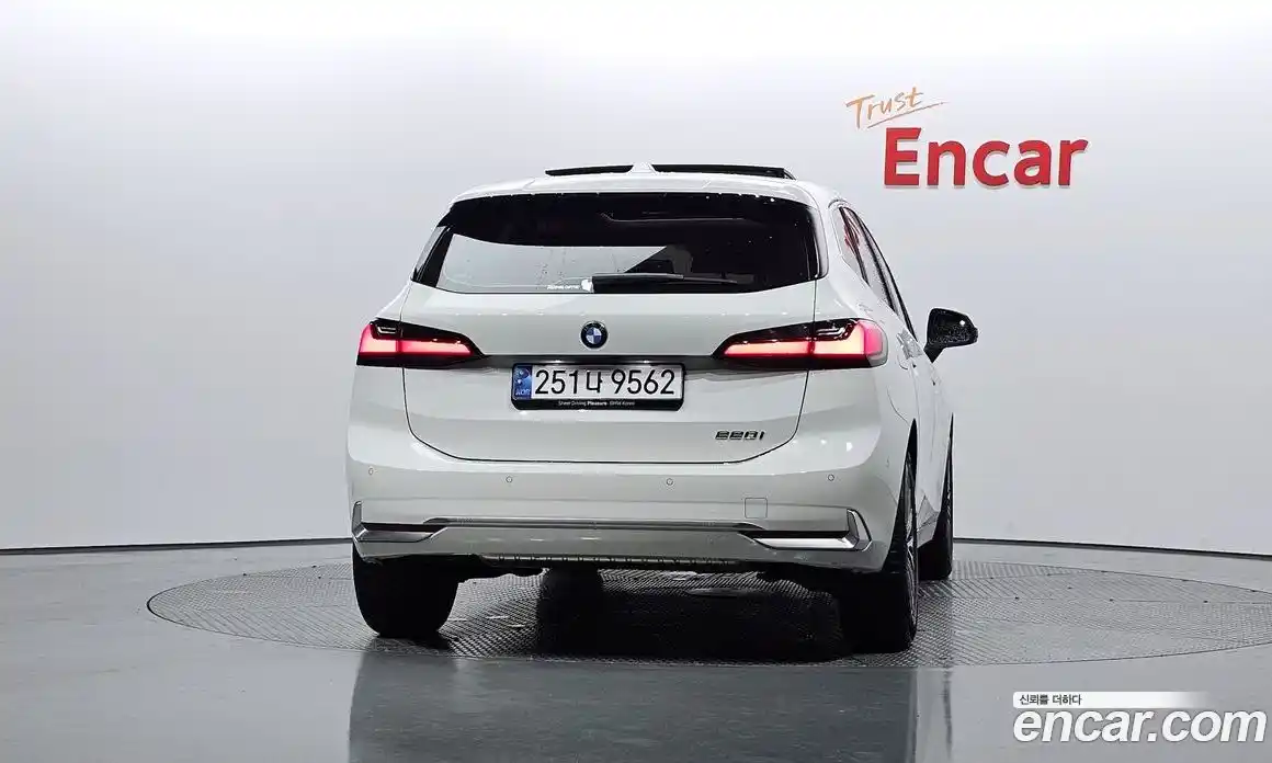 BMW 2-Series 2025 2.0 Автомат в Москве № 227706, фото 9