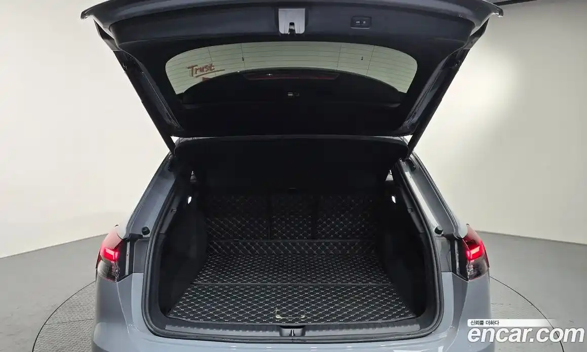 Audi Q4 e-tron 2022 0.2 Автомат в Москве № 229930, фото 16