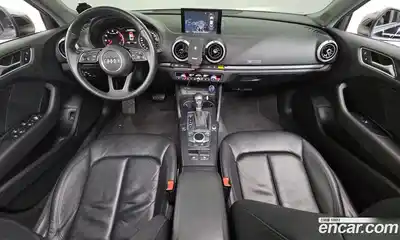 Audi A3 2018 2.0 Автомат в Москве № 229962, миниатюра 6