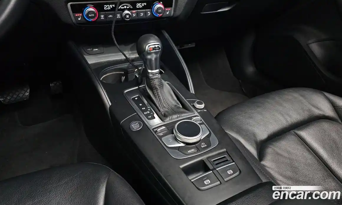 Audi A3 2018 2.0 Автомат в Москве № 229962, фото 10