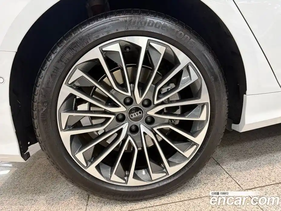 Audi A6 2025 2.0 Автомат в Москве № 230308, фото 5