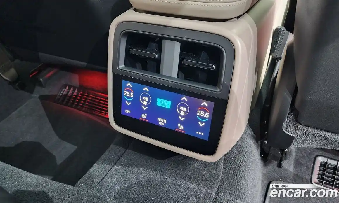 Porsche Taycan 2025 0.1 Автомат в Москве № 230907, фото 18