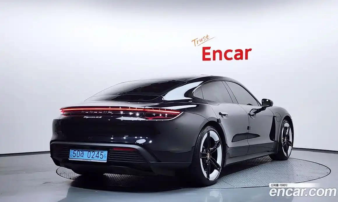 Porsche Taycan 2025 0.1 Автомат в Москве № 230907, фото 9