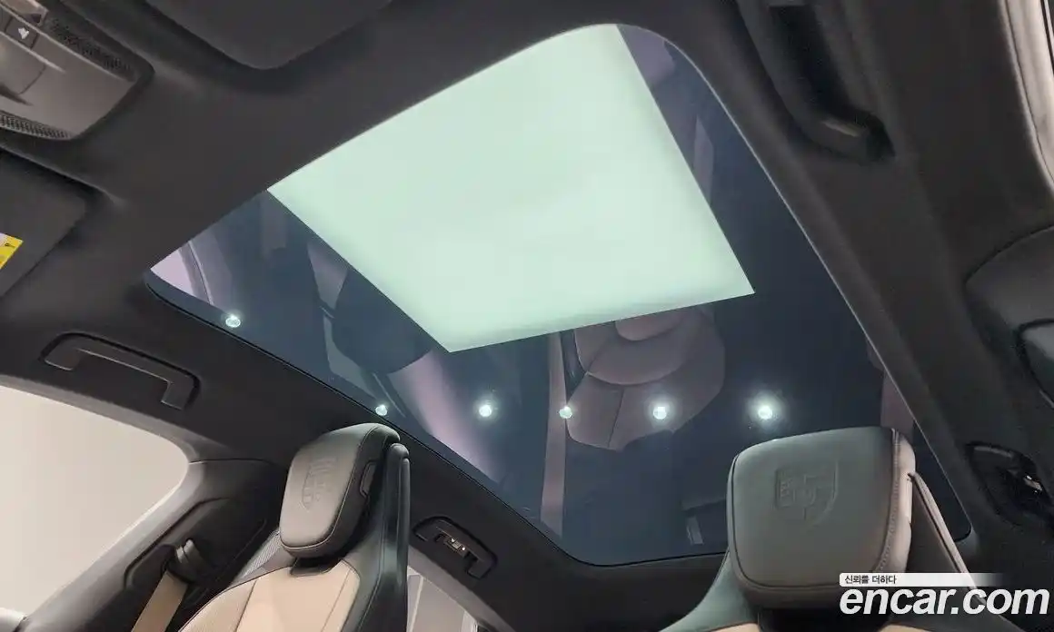 Porsche Taycan 2025 0.1 Автомат в Москве № 230907, фото 10