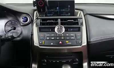 Lexus NX 2017 2.5 Автомат в Москве № 232012, миниатюра 8