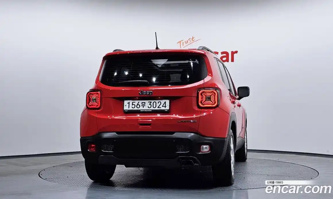 Jeep Renegade 2020 2.4 Автомат в Москве № 232403, фото 19