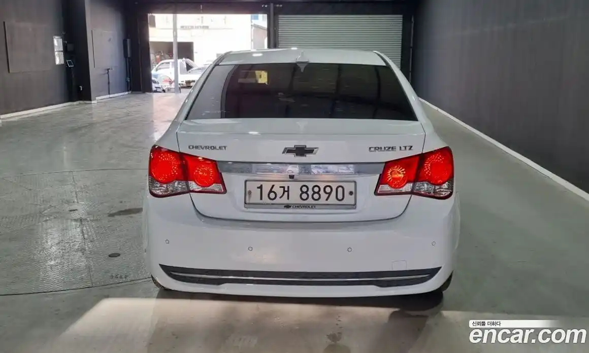 Chevrolet Cruze 2011 1.8 Автомат в Москве № 23415, фото 4