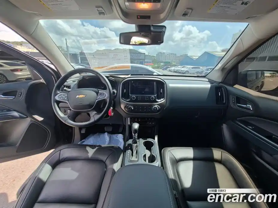 Chevrolet Colorado 2023 3.6 Автомат в Москве № 235355, фото 11