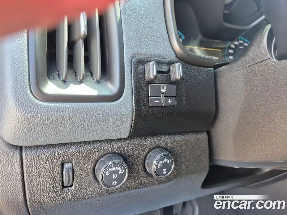 Chevrolet Colorado 2023 3.6 Автомат в Москве № 235355, фото 15