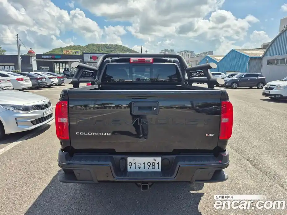 Chevrolet Colorado 2023 3.6 Автомат в Москве № 235355, фото 6