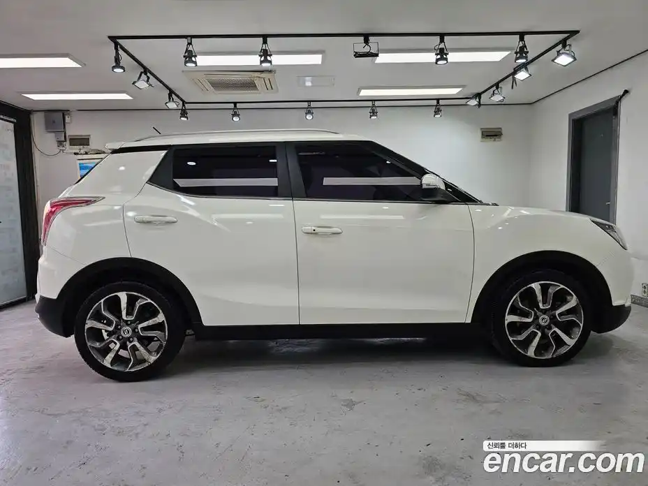 SsangYong TIBOLI 2016 1.6 Автомат в Москве № 23703, фото 4