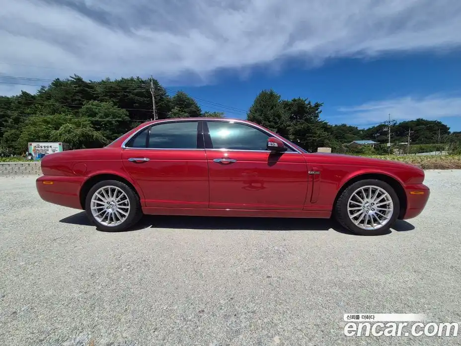 Jaguar XJ 2008 2.7 Автомат в Москве № 244084, фото 1