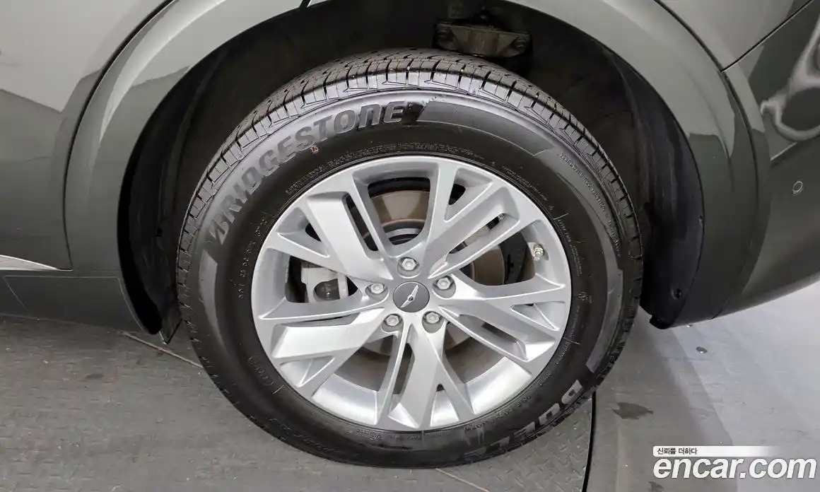 Genesis GV70 2024 2.5 Автомат в Москве № 24575, фото 18