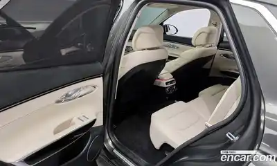 Genesis GV70 2024 2.5 Автомат в Москве № 24575, миниатюра 2