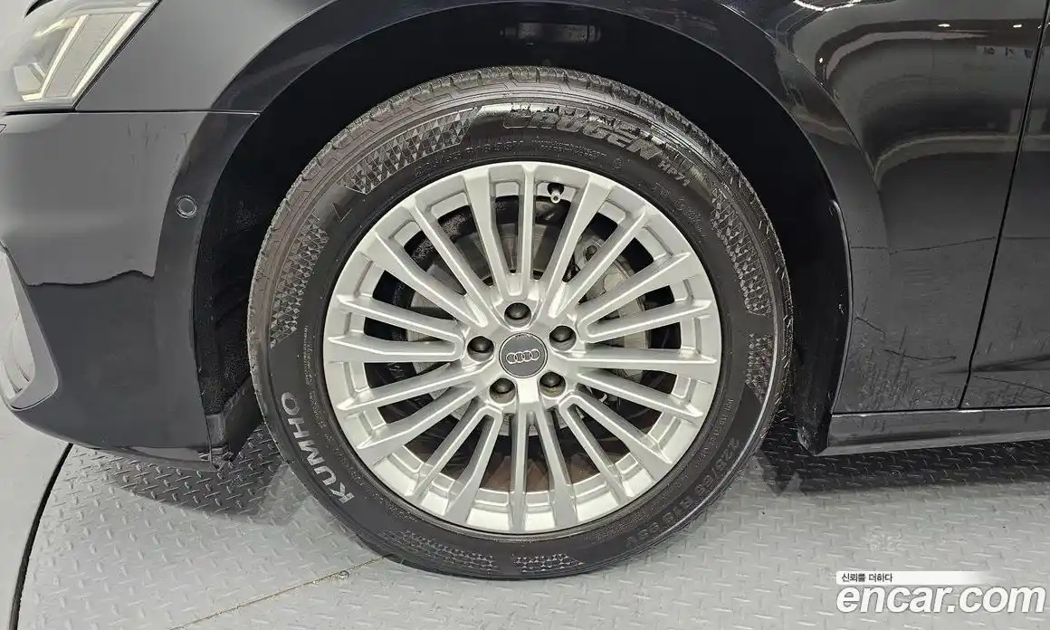 Audi A6 2020 2.0 Автомат в Москве № 245875, фото 11