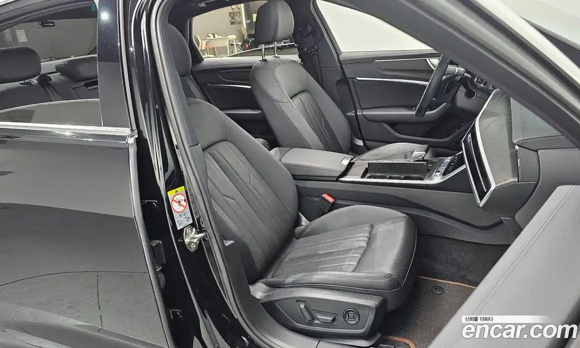 Audi A6 2020 2.0 Автомат в Москве № 245875, фото 14