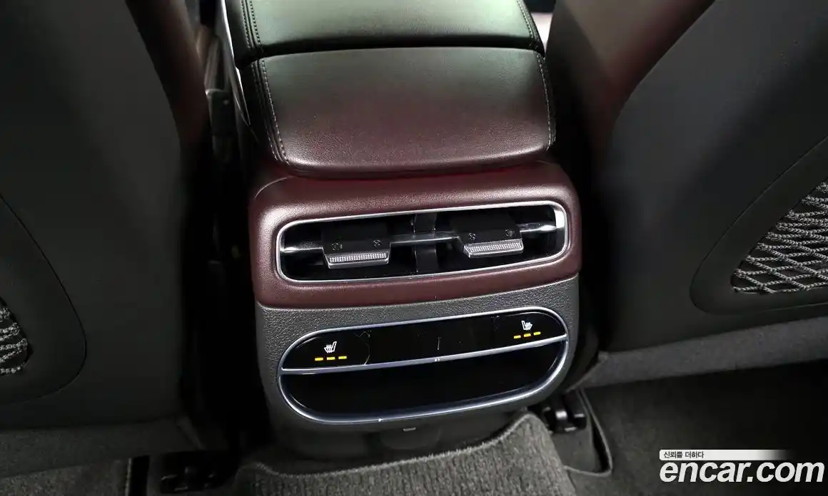 Genesis GV70 2021 2.2 Автомат в Москве № 24737, фото 18