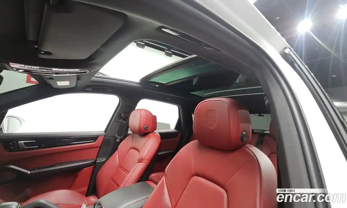 Porsche Cayenne 2022 3.0 Автомат в Москве № 251848, фото 17