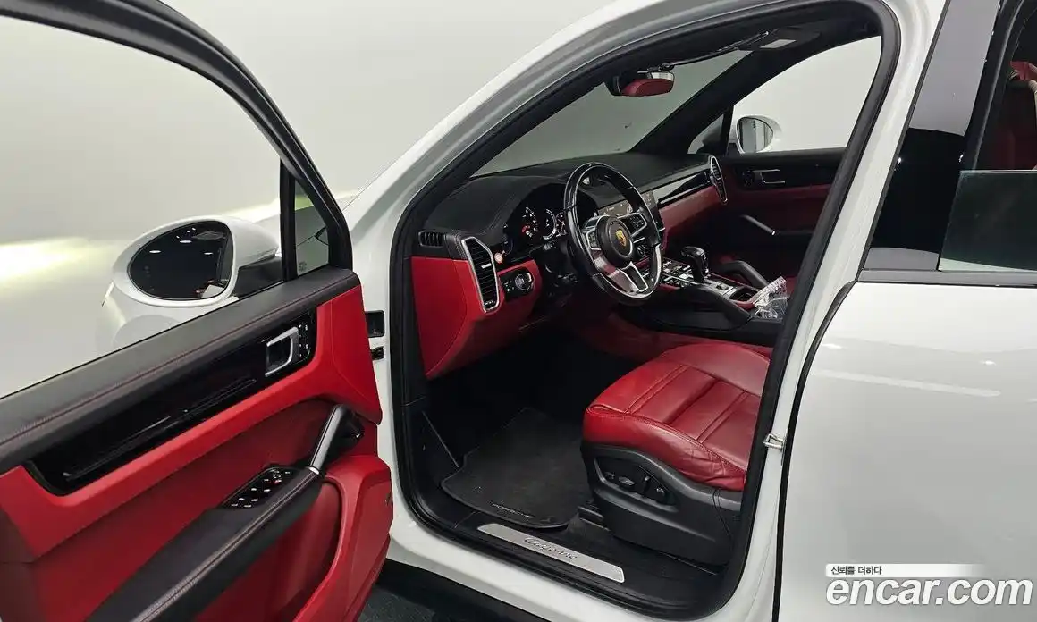 Porsche Cayenne 2022 3.0 Автомат в Москве № 251848, фото 4