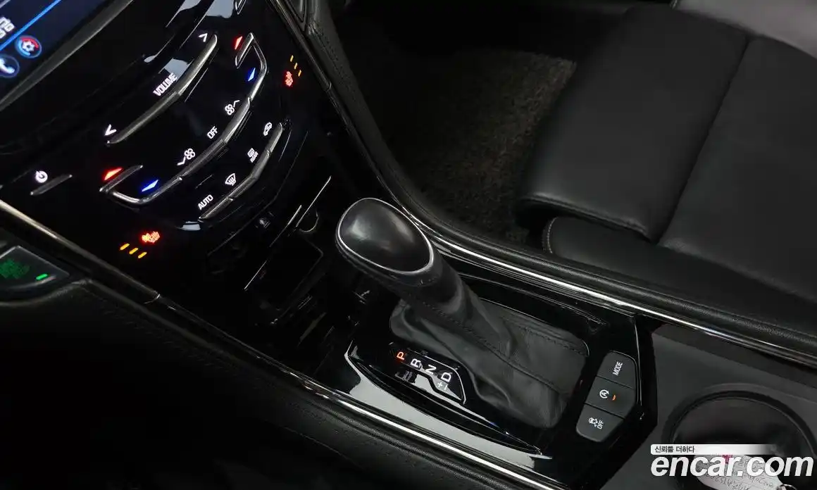 Cadillac ATS 2018 2.0 Автомат в Москве № 256419, фото 16