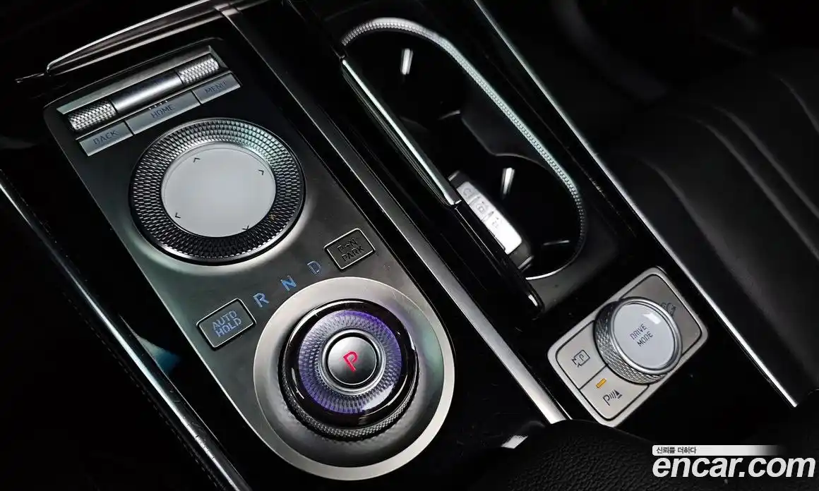 Genesis GV80 2022 2.5 Автомат в Москве № 26049, фото 2