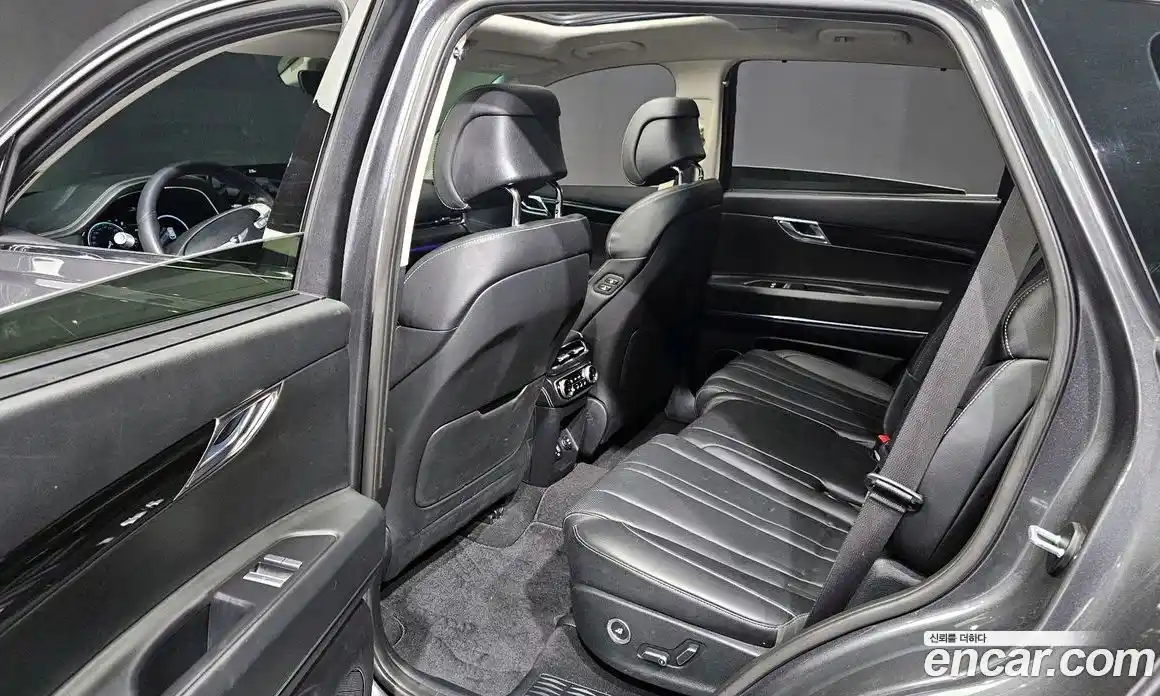 Genesis GV80 2022 2.5 Автомат в Москве № 26049, фото 6