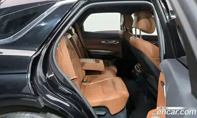 Genesis GV70 2022 2.5 Автомат в Москве № 26277, миниатюра 2