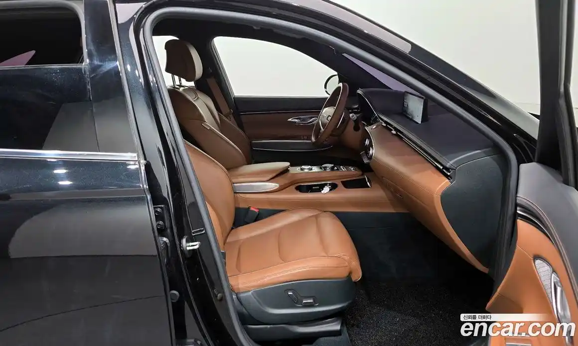 Genesis GV70 2022 2.5 Автомат в Москве № 26277, фото 6