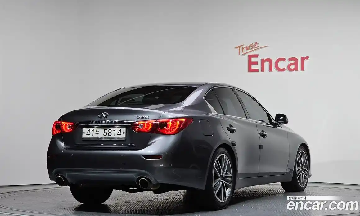 Infiniti Q50 2016 3.5 Автомат в Москве № 268819, фото 13