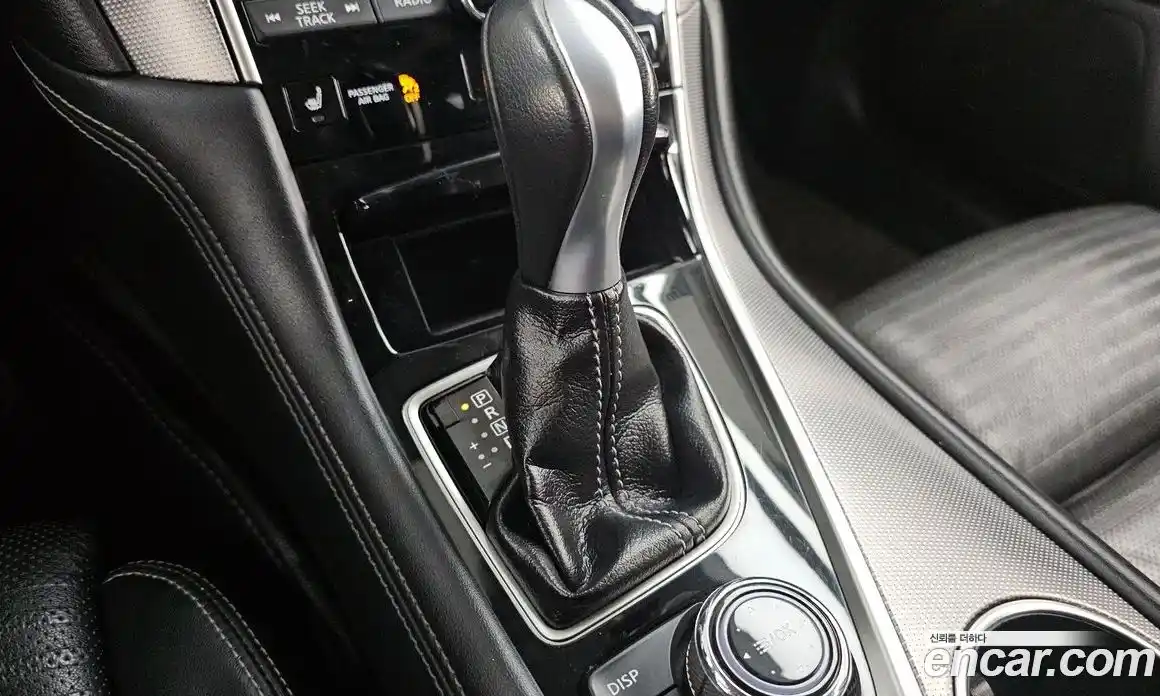 Infiniti Q50 2016 3.5 Автомат в Москве № 268819, фото 16