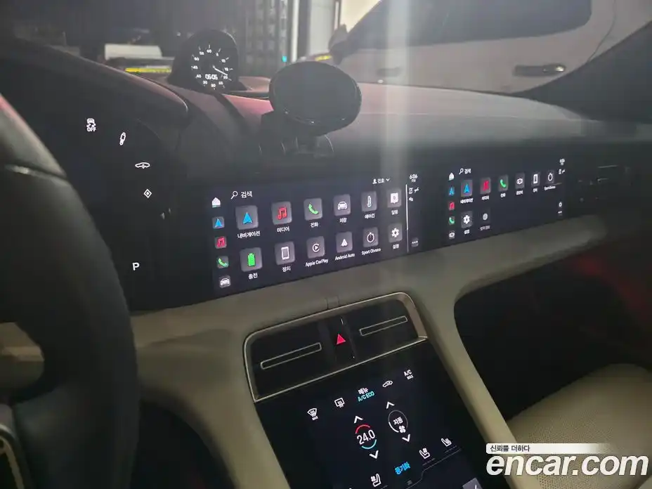 Porsche Taycan 2022 0.1 Автомат в Москве № 270458, фото 5