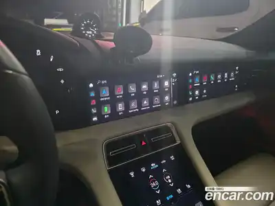 Porsche Taycan 2022 0.1 Автомат в Москве № 270458, миниатюра 5