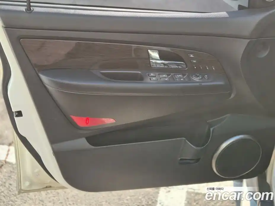 SsangYong Rexton 2011 2.0 Автомат в Москве № 27080, фото 9