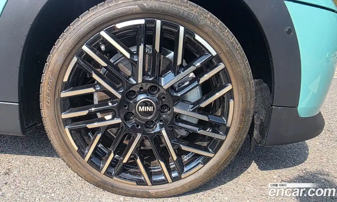 Mini Cooper Convertible 2025 2.0 Автомат в Москве № 271714, фото 5