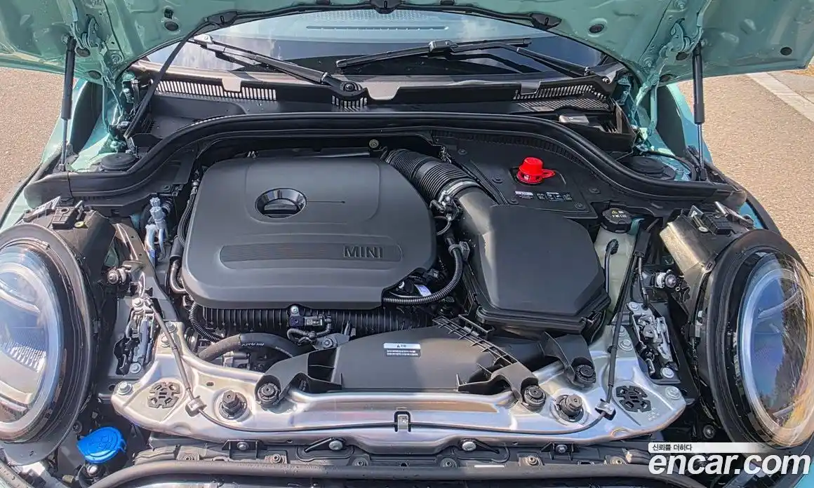 Mini Cooper Convertible 2025 2.0 Автомат в Москве № 271714, фото 6