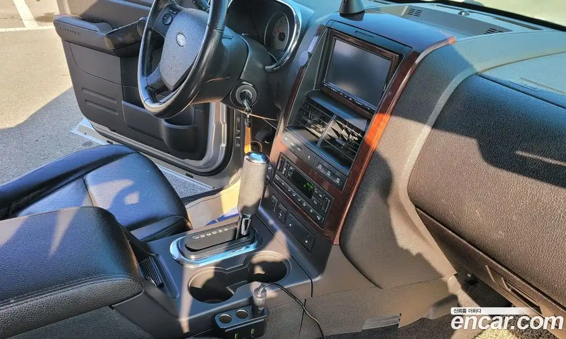 Ford Explorer 2010 4.0 Автомат в Москве № 282149, фото 9