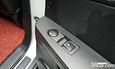 SsangYong Korando 2017 2.2 Автомат в Москве № 28224, миниатюра 9