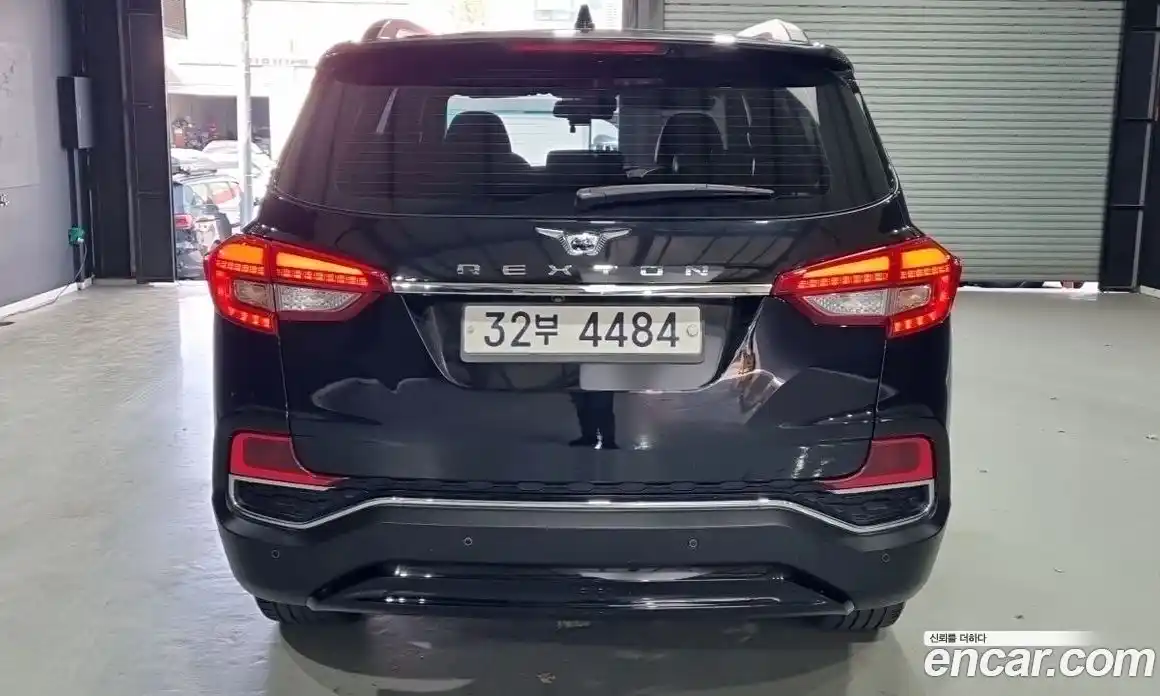 SsangYong Rexton 2018 2.2 Автомат в Москве № 29032, фото 3