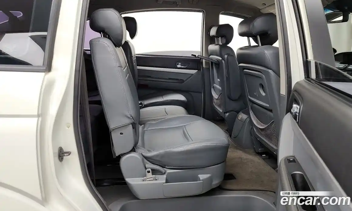 SsangYong Rodius 2013 2.0 Автомат в Москве № 29409, фото 12