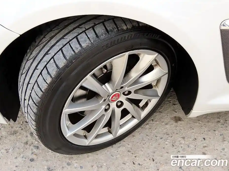 Jaguar XF 2015 2.0 Автомат в Москве № 305187, фото 19