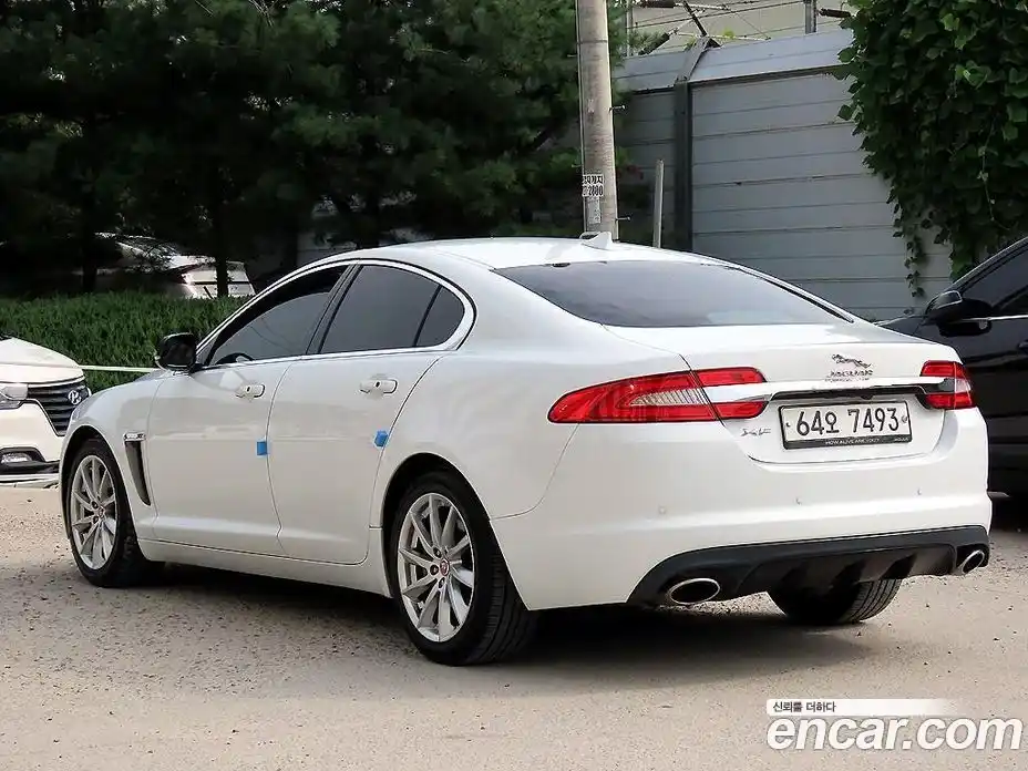 Jaguar XF 2015 2.0 Автомат в Москве № 305187, фото 3