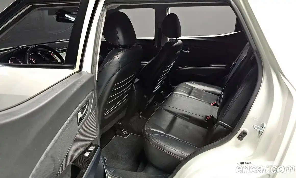 SsangYong TIBOLI 2016 1.6 Автомат в Москве № 310054, фото 6